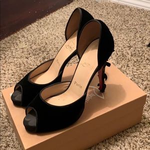Christian Louboutin Velvet Heels 40